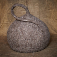 Indlæs billede til gallerivisning Kattehule i uld - brun