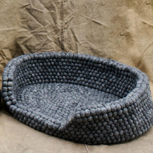 Indlæs billede til gallerivisning Hundeseng i uld - large