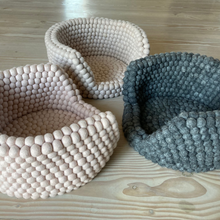 Indlæs billede til gallerivisning Hundeseng i uld - medium